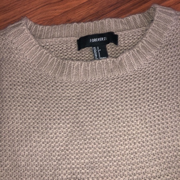 - FOREVER 21 WAFFLE SWEATER 🧇👚🧥 - Picture 2 of 3